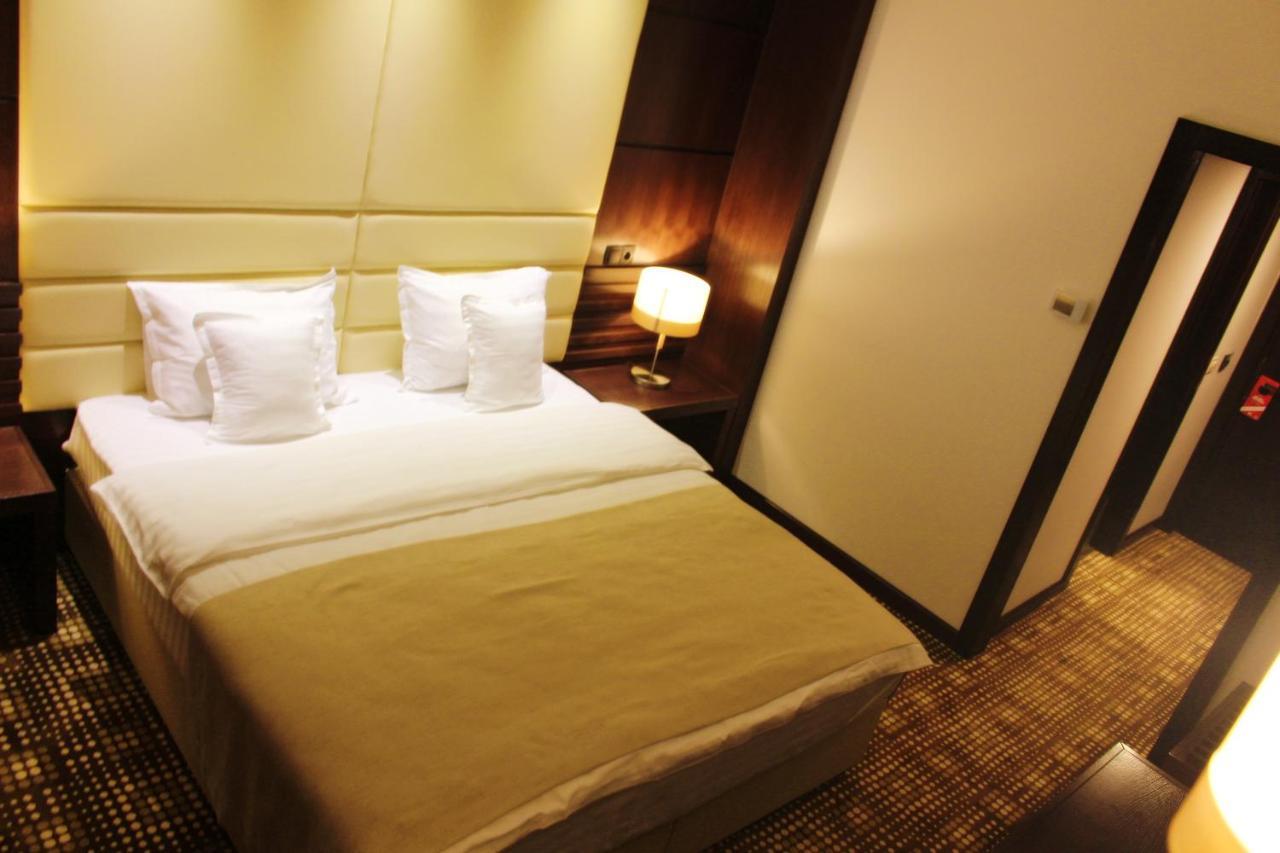 Hotel Bucovina سوتْشافا المظهر الخارجي الصورة